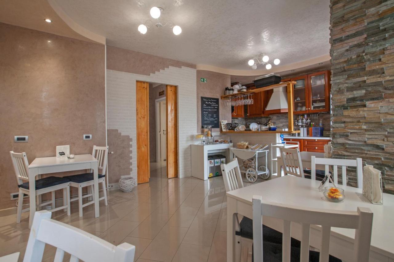 Rogiual Hotel Rome Exterior photo