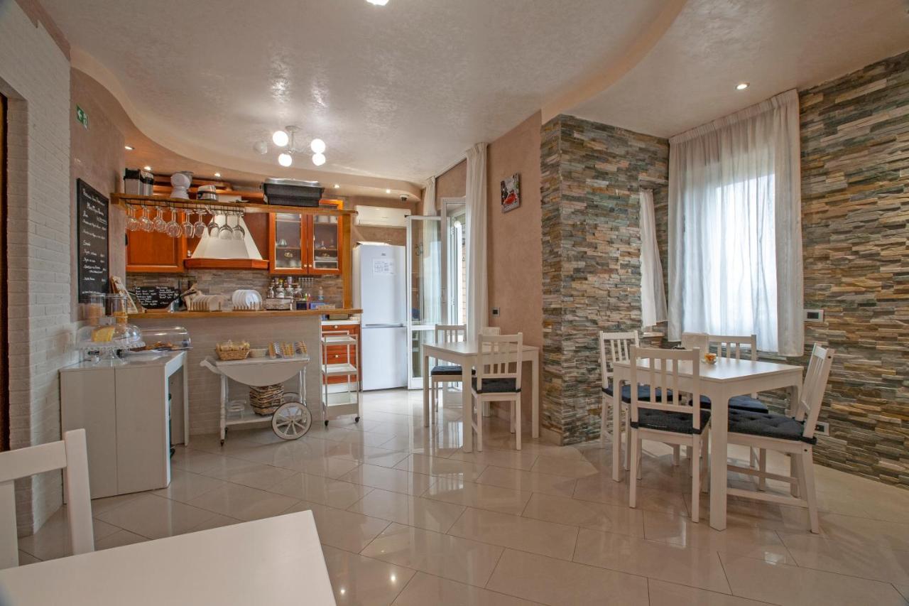 Rogiual Hotel Rome Exterior photo