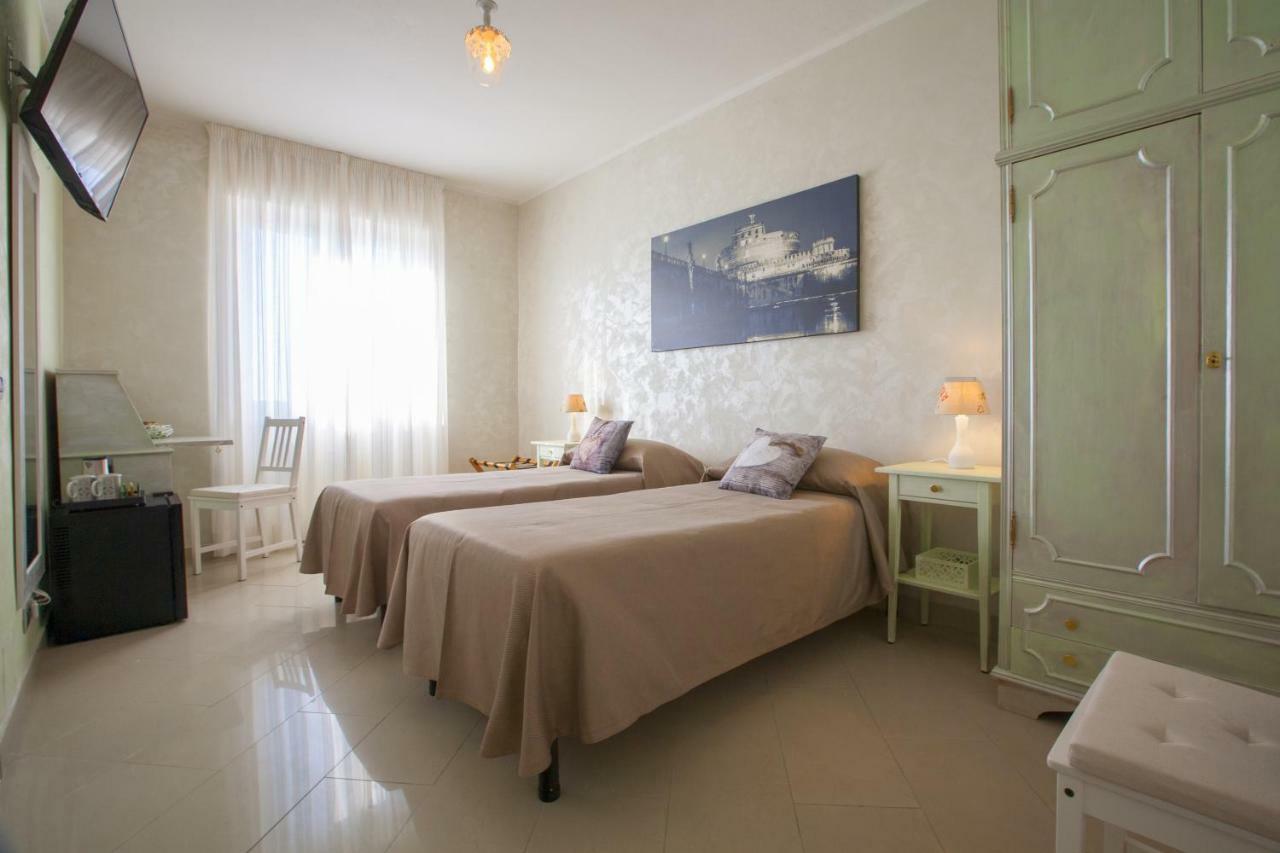 Rogiual Hotel Rome Exterior photo